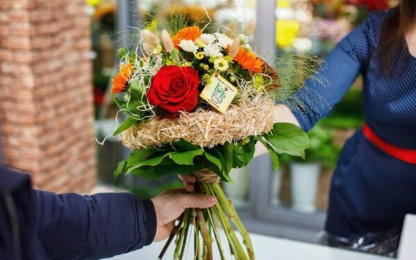 Услуги Flor2u для доставки цветов в Санкт-Петербурге