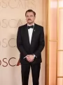 Звезды на "красной дорожке" церемонии "Оскар 2026"