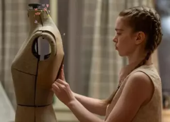 Представлены первые кадры из сериала «Кэрри» по Стивену Кинга