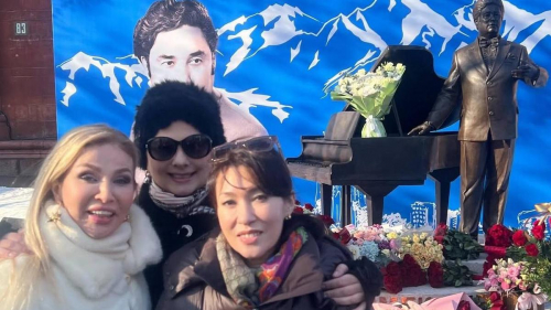 Карина Абдуллина поделилась семейными воспоминаниями о Ермеке Серкебаеве